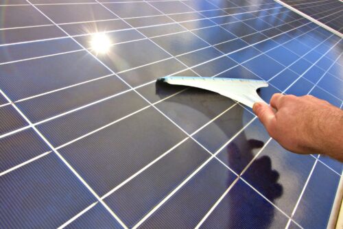Alameda, CA — Are Dirty Solar Panels Hurting Your Energy Savings?